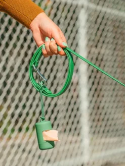 Distributeur de sacs à déjection canine - Vert Forêt - Wild One