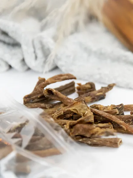 Friandises pour chien - Peau d'Agneau séchée