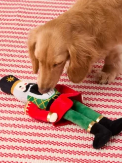 Peluche de Noël pour chien - Casse Noisette - The Foggy Dog